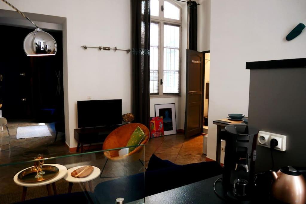 Appartement P2 De Charme - Centre-Ville Nîmes Dış mekan fotoğraf